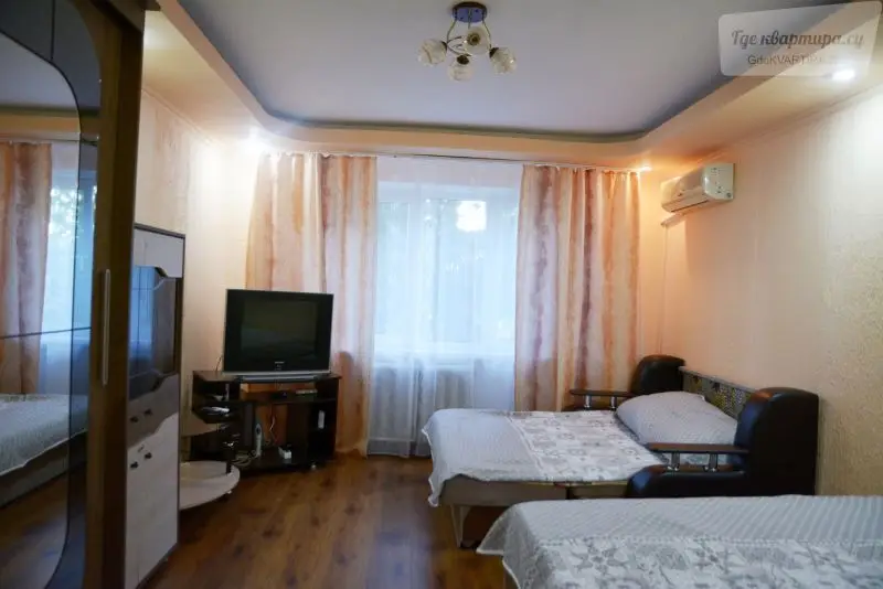 улица Лазарева, 42