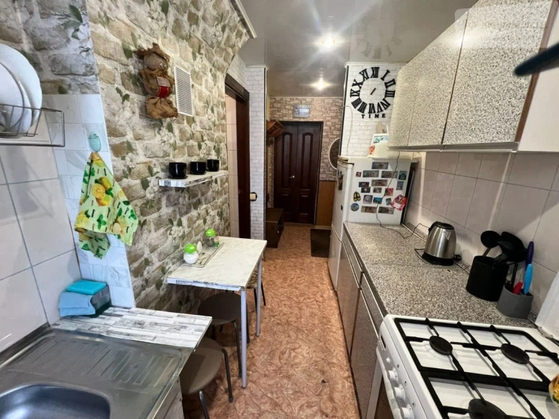 Уральская улица, 48