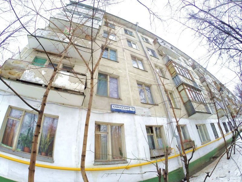 Кавказский бульвар, 18